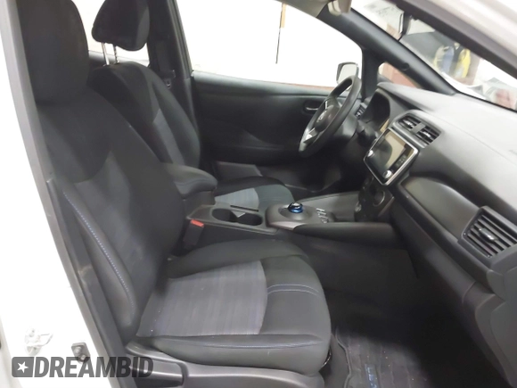 2024 Nissan LEAF S z VIN 1N4AZ1BV4RC550165, wystawiony jako IAAI lot #41577935 z przebiegiem 13 361 mil mil oraz . Historia ofert i sprzedaży dostępna na DreamBid. Obrazek 5.