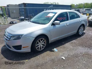 2010 Ford Fusion SE with VIN 3FAHP0HA7AR396107, listed as a IAAI auction lot 42005189 with 1 mi miles. Bid and sale history available at carsss.com. Image 2.