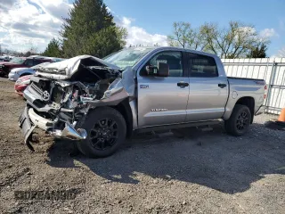 2015 Toyota Tundra SR5 z VIN 5TFDY5F19FX447143, wystawiony jako Copart lot #53258905 z przebiegiem 133 231 mil mil oraz Szkoda całkowita • Salvage title. Historia ofert i sprzedaży dostępna na DreamBid. Obrazek 1.