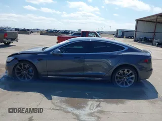 2017 Tesla Model S 100D with VIN 5YJSA1E29HF204881, listed as a IAAI auction lot 41785767 with 146,523 mi miles and . Bid and sale history available at DreamBid. Image 14.