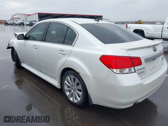 2011 Subaru Legacy Limited Power Moon with VIN 4S3BMCK65B3224141, listed as a IAAI auction lot 42145765 with 185,040 mi miles and . Bid and sale history available at DreamBid. Image 3.