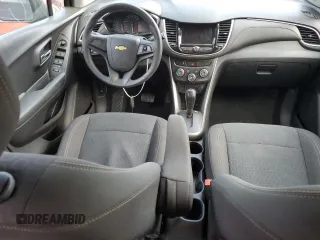 2020 Chevrolet Trax LS with VIN KL7CJKSB7LB061078, listed as a Copart auction lot 49947845 with 56,965 mi miles and Salvage Title. Bid and sale history available at DreamBid. Image 8.