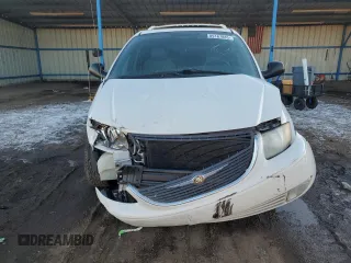 2004 Chrysler Town & Country Limited with VIN 2C8GP64L74R532888, listed as a Copart auction lot 89167885 with 95,004 mi miles and Salvage Title. Bid and sale history available at DreamBid. Image 5.