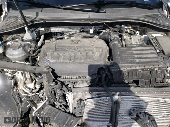 2022 Volkswagen Tiguan SE R-Line Black with VIN 3VV8B7AX1NM103449, listed as a Copart auction lot 47596495 with 29,628 mi miles and Salvage Title. Bid and sale history available at DreamBid. Image 12.