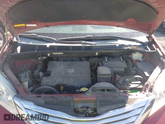 2011 Toyota Sienna XLE with VIN 5TDDK3DC8BS007764, listed as a IAAI auction lot 42689965 with 254,252 mi miles and . Bid and sale history available at DreamBid. Image 10.