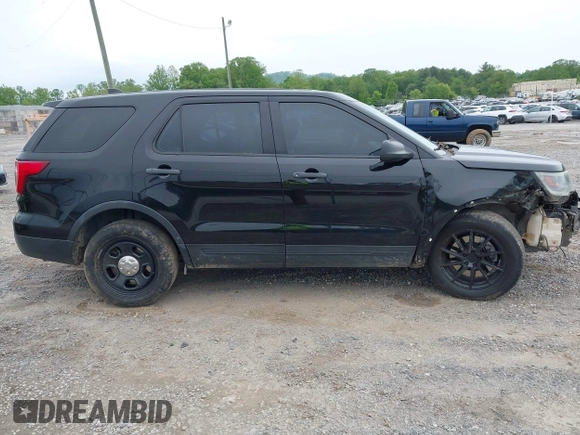 2016 Ford Police Interceptor Utility z VIN 1FM5K8AR6GGA19144, wystawiony jako IAAI lot #42199096 z przebiegiem 148 808 mil mil oraz . Historia ofert i sprzedaży dostępna na DreamBid. Obrazek 14.