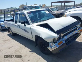 1993 Toyota Pickup DLX with VIN JT4RN93P4P5086920, listed as a IAAI auction lot 42033875 with 329,248 mi miles and . Bid and sale history available at DreamBid. Image 1.