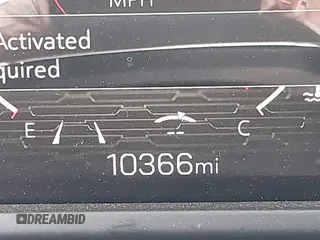 2024 GMC Acadia AWD Elevation z VIN 1GKENNKSXRJ197435, wystawiony jako IAAI lot #41951892 z przebiegiem 10 366 mil mil oraz . Historia ofert i sprzedaży dostępna na DreamBid. Obrazek 15.