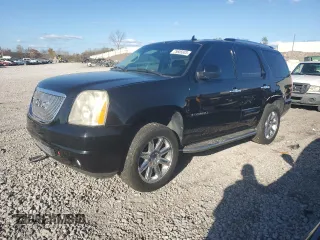 2007 GMC Yukon Denali z VIN 1GKFK63897J324212, wystawiony jako Copart lot #77215204 z przebiegiem 247 723 mil mil oraz Czysty tytuł • Clean title. Historia ofert i sprzedaży dostępna na DreamBid. Obrazek 1.