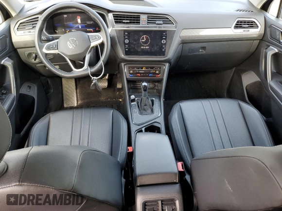2024 Volkswagen Tiguan SE with VIN 3VV3B7AX5RM183046, listed as a Copart auction lot 55722785 with 23,071 mi miles and Salvage title. Bid and sale history available at DreamBid. Image 8.