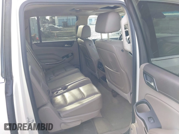 2015 GMC Yukon XL SLT with VIN 1GKS2HKC3FR586338, listed as a IAAI auction lot 41632662 with 149,133 mi miles. Bid and sale history available at carsss.com. Image 8.
