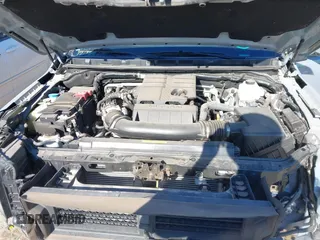 2023 Nissan Frontier Pro-4X with VIN 1N6ED1EK7PN670665, listed as a IAAI auction lot 41785130 with 21,561 mi miles and . Bid and sale history available at DreamBid. Image 10.