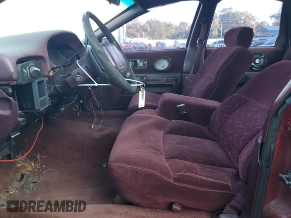 1995 Chevrolet Caprice z VIN 1G1BL52W6SR124943, wystawiony jako Copart lot #75550744 z przebiegiem Nie podano mil oraz Szkoda całkowita • Salvage title. Historia ofert i sprzedaży dostępna na DreamBid. Obrazek 7.