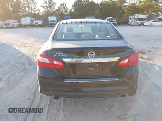 2017 Nissan Altima SV with VIN 1N4AL3AP0HC251769, listed as a IAAI auction lot 41352246 with 121,954 mi miles and . Bid and sale history available at carsss.com. Image 17.