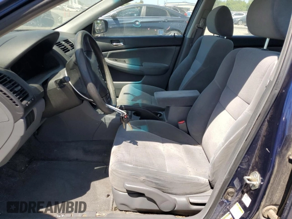 2005 Honda Accord LX with VIN 1HGCM56445A035216, listed as a Copart auction lot 60009075 with 209,084 mi miles and Clean title. Bid and sale history available at DreamBid. Image 7.