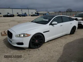 2014 Jaguar XJ with VIN SAJWA2GZ0E8V59176, listed as a Copart auction lot 45759175 with 111,061 mi miles and Salvage Title. Bid and sale history available at carsss.com. Image 1.