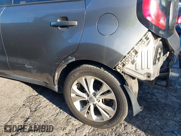 2016 Kia Soul + with VIN KNDJP3A51G7302491, listed as a IAAI auction lot 41794567 with 123,425 mi miles. Bid and sale history available at carsss.com. Image 17.