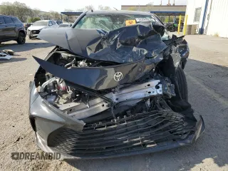 2025 Toyota Camry LE z VIN 4T1DAACK5SU523538, wystawiony jako Copart lot #55269975 z przebiegiem Nie podano mil oraz Nie do naprawy • Non repairable. Historia ofert i sprzedaży dostępna na DreamBid. Obrazek 5.