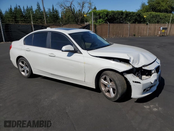 2012 BMW 3 Series 328i z VIN WBA3A5G54CNP16588, wystawiony jako Copart lot #52438505 z przebiegiem 185 499 mil mil oraz Szkoda całkowita • Salvage title. Historia ofert i sprzedaży dostępna na DreamBid. Obrazek 4.