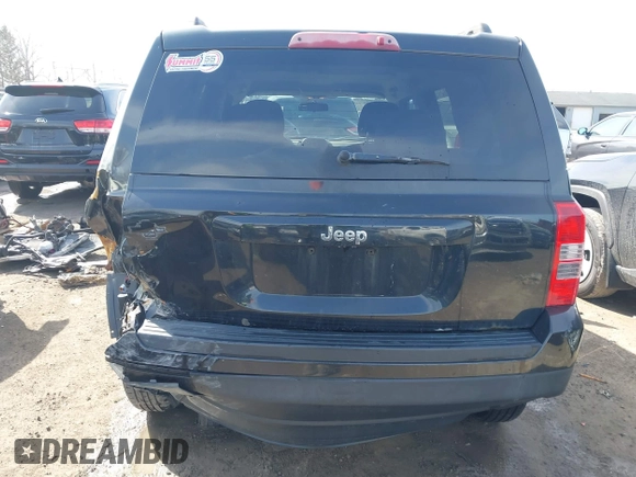 2011 Jeep Patriot Latitude z VIN 1J4NT1GB1BD171145, wystawiony jako IAAI lot #41867762 z przebiegiem 155 296 mil mil oraz . Historia ofert i sprzedaży dostępna na DreamBid. Obrazek 16.