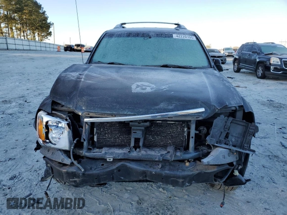 2004 GMC Envoy XL SLE with VIN 1GKET16S646128780, listed as a Copart auction lot 42220105 with 277,349 mi miles and Salvage Title. Bid and sale history available at carsss.com. Image 5.
