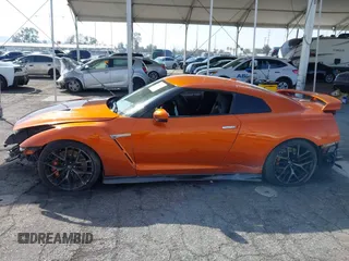 2017 Nissan GT-R Premium с VIN JN1AR5EF2HM820365, выставлен на аукционе IAAI как лот 41594390 с пробегом Не указан миль и . История ставок и продаж доступна на DreamBid. Изображение 14.