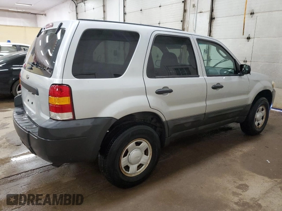 2005 Ford Escape XLS Value z VIN 1FMYU02Z55KA45705, wystawiony jako Copart lot #57244345 z przebiegiem Nie podano mil oraz Czysty tytuł • Clean title. Historia ofert i sprzedaży dostępna na DreamBid. Obrazek 3.