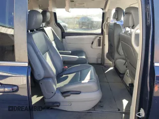 2014 Volkswagen Routan SE with VIN 2C4RVABG7ER134462, listed as a Copart auction lot 76492444 with 93,373 mi miles and Salvage title. Bid and sale history available at DreamBid. Image 11.