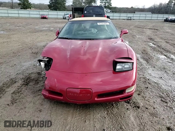 2001 Chevrolet Corvette with VIN 1G1YY32G815132976, listed as a Copart auction lot 47741925 with 84,277 mi miles and Clean Title. Bid and sale history available at carsss.com. Image 11.