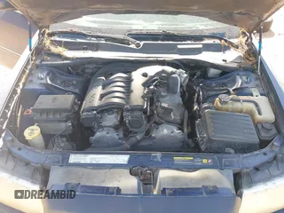 2006 Chrysler 300 Touring with VIN 2C3KA53G86H112808, listed as a IAAI auction lot 42036392 with Not Provided miles. Bid and sale history available at carsss.com. Image 10.