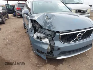 2021 Volvo XC40 Momentum with VIN YV4162UK3M2473571, listed as a IAAI auction lot 41718239 with 60,324 mi miles. Bid and sale history available at carsss.com. Image 6.