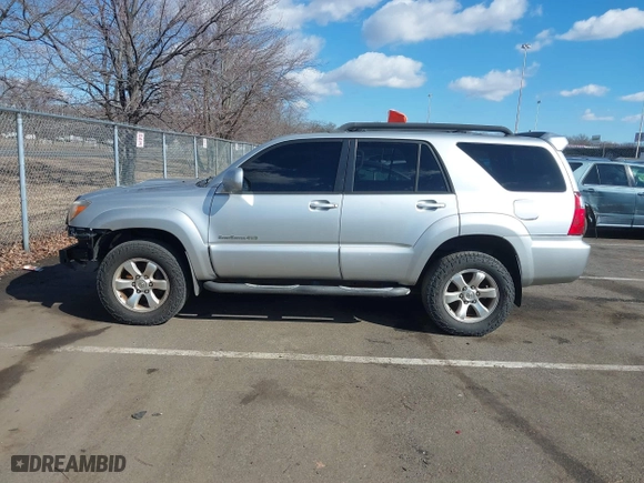 2006 Toyota 4Runner SR5 with VIN JTEBU14R068061043, listed as a IAAI auction lot 41698077 with 255,361 mi miles. Bid and sale history available at carsss.com. Image 14.
