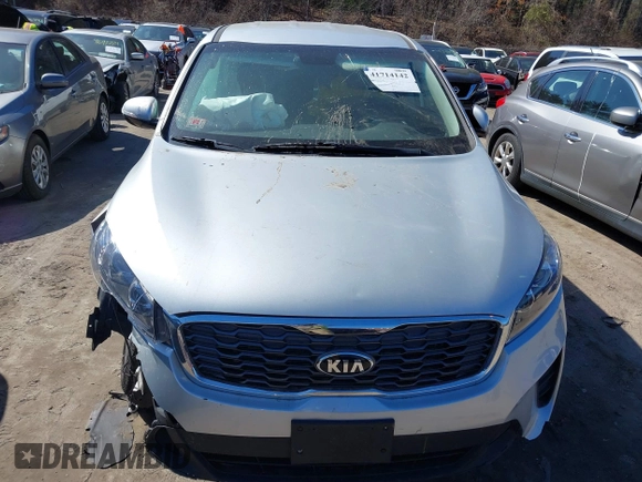2019 Kia Sorento L with VIN 5XYPG4A38KG456514, listed as a IAAI auction lot 41714142 with 53,777 mi miles. Bid and sale history available at carsss.com. Image 13.