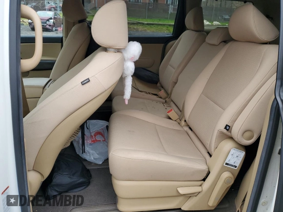 2016 Kia Sedona LX with VIN KNDMB5C15G6082926, listed as a Copart auction lot 46586364 with 99,095 mi miles and Salvage Title. Bid and sale history available at carsss.com. Image 11.