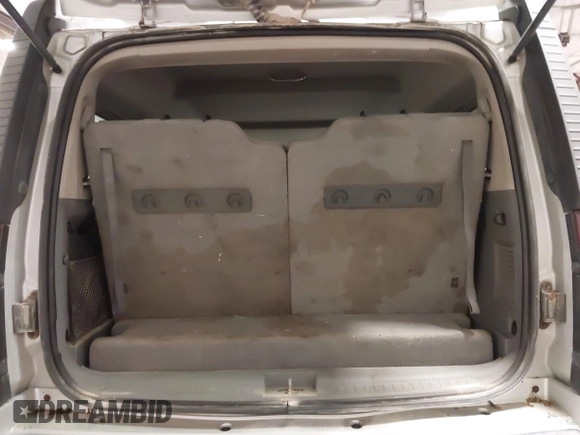 2006 Jeep Commander с VIN 1J8HG48K76C221543, выставлен на аукционе IAAI как лот 42310672 с пробегом 208 643 миль миль и . История ставок и продаж доступна на DreamBid. Изображение 18.