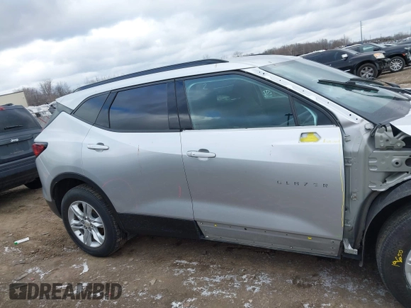 2020 Chevrolet Blazer LT with VIN 3GNKBCRS1LS637802, listed as a IAAI auction lot 41220166 with 113,962 mi miles and . Bid and sale history available at DreamBid. Image 14.