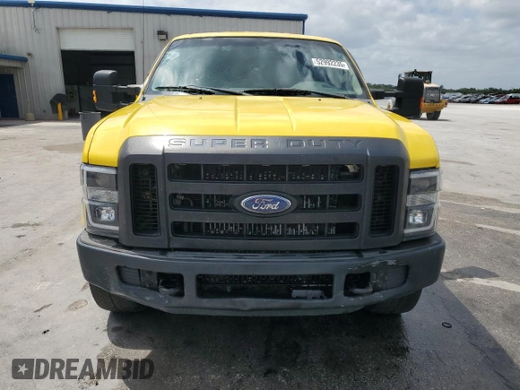 2008 Ford F-350 z VIN 1FTWW30R98EC55432, wystawiony jako Copart lot #52992235 z przebiegiem 217 690 mil mil oraz Szkoda całkowita • Salvage title. Historia ofert i sprzedaży dostępna na DreamBid. Obrazek 5.