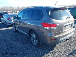 2014 Nissan Pathfinder S with VIN 5N1AR2MM2EC611720, listed as a IAAI auction lot 41863203 with 241,234 mi miles. Bid and sale history available at carsss.com. Image 3.