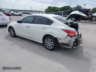 2015 Nissan Altima 2.5 with VIN 1N4AL3AP9FC212952, listed as a IAAI auction lot 41953425 with 104,139 mi miles. Bid and sale history available at carsss.com. Image 3.
