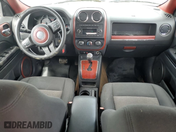 2013 Jeep Patriot Sport z VIN 1C4NJPBA1DD272816, wystawiony jako Copart lot #58267445 z przebiegiem 74 099 mil mil oraz Szkoda całkowita • Salvage title. Historia ofert i sprzedaży dostępna na DreamBid. Obrazek 8.