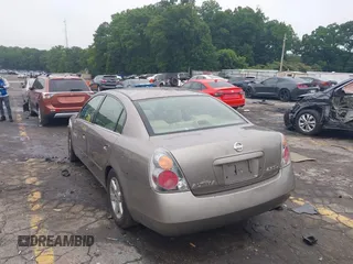 2002 Nissan Altima SL z VIN 1N4AL11D92C294136, wystawiony jako IAAI lot #42342860 z przebiegiem 220 080 mil mil oraz . Historia ofert i sprzedaży dostępna na DreamBid. Obrazek 3.
