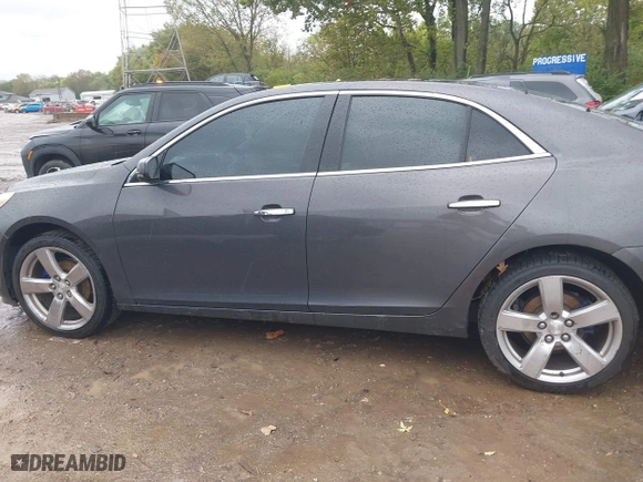 2013 Chevrolet Malibu LTZ with VIN 1G11H5SA1DF286288, listed as a IAAI auction lot 40457277 with 216,703 mi miles. Bid and sale history available at carsss.com. Image 14.