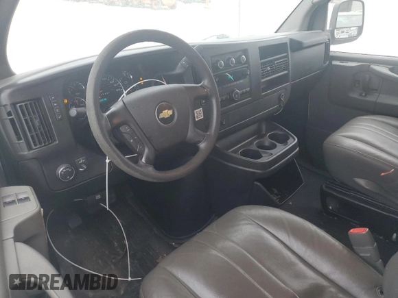 2014 Chevrolet Express Cargo Van with VIN 1GCWGFBA3E1207093, listed as a Copart auction lot 50932455 with 190,185 mi miles and Clean Title. Bid and sale history available at carsss.com. Image 8.