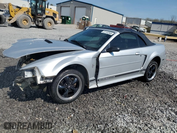 2001 Ford Mustang Deluxe with VIN 1FAFP44451F186147, listed as a Copart auction lot 51152565 with 0 mi miles and Salvage Title. Bid and sale history available at carsss.com. Image 1.