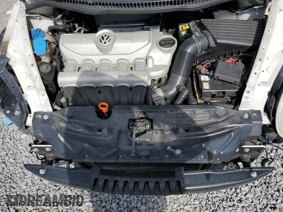 2010 Volkswagen Beetle with VIN 3VWRG3AL6AM010041, listed as a Copart auction lot 54915045 with 95,719 mi miles and Salvage Title. Bid and sale history available at DreamBid. Image 11.