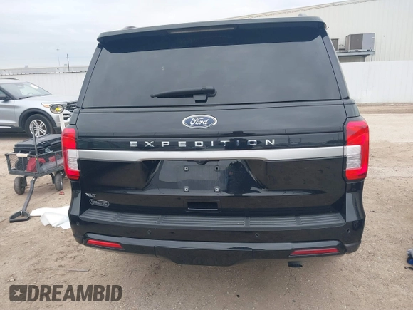 2022 Ford Expedition XLT with VIN 1FMJU1HT4NEA56445, listed as a IAAI auction lot 41301003 with 24,996 mi miles. Bid and sale history available at carsss.com. Image 16.
