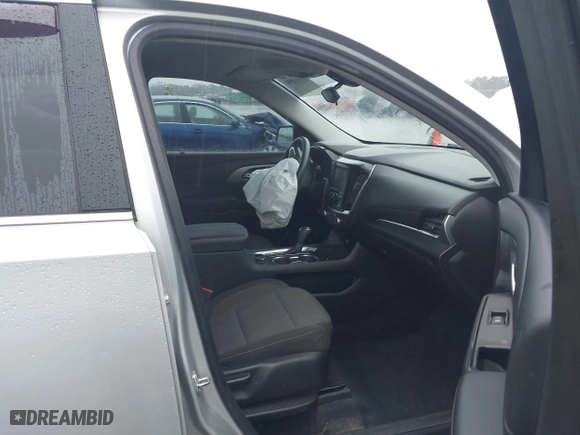 2018 Chevrolet Traverse LS with VIN 1GNERFKWXJJ221060, listed as a IAAI auction lot 41535594 with 138,231 mi miles. Bid and sale history available at carsss.com. Image 5.