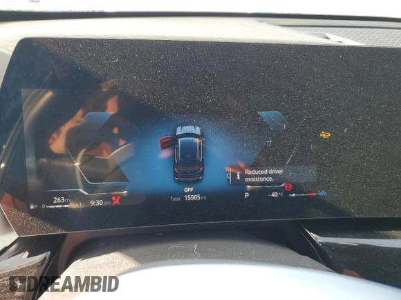 2025 BMW X1 xDrive28i z VIN WBX73EF08S5084278, wystawiony jako Copart lot #53894205 z przebiegiem 15 905 mil mil oraz Nie do naprawy. Historia ofert i sprzedaży dostępna na DreamBid. Obrazek 9.