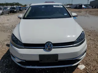 2019 Volkswagen Golf S z VIN 3VWG57AU3KM035400, wystawiony jako Copart lot #50090205 z przebiegiem 64 562 mil mil oraz Czysty tytuł • Clean title. Historia ofert i sprzedaży dostępna na DreamBid. Obrazek 5.