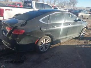 2016 Chrysler 200 Limited with VIN 1C3CCCAB6GN133076, listed as a IAAI auction lot 41369603 with 72,566 mi miles. Bid and sale history available at carsss.com. Image 4.